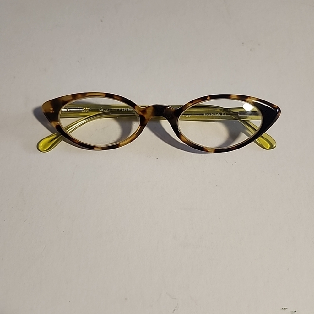 MELISA Eyeglass frames. Handmade in Italy